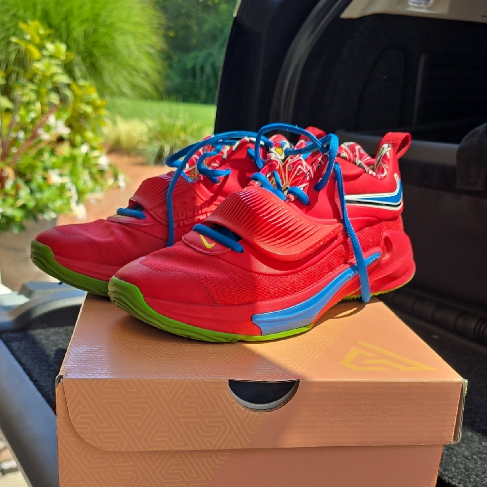 Nike Kids Red and Green Sneakers